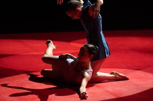 Serata Preljocaj, Annonciation, Federica Maine (Arcangelo, Giorgia Calenda (Marie), ph. Fabrizio Sansoni, Opera di Roma 2022