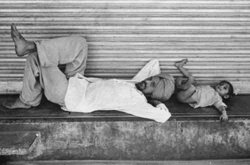 Padre e figlio, New Delhi, India, 1960