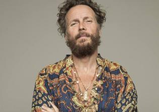 Jovanotti ph. GHIDINI, scatti realizzati al Superstudio di Milano Jovanotti ph. GHIDINI, scatti realizzati al Superstudio di Milano
