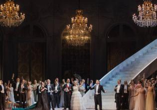 Foto: La traviata_Un totale®Yasuko Kageyama-Opera di Roma 2015 