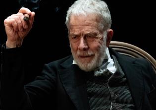 Lungo viaggio verso la notte-Foto: Tomasso Lepera Lungo viaggio verso la notte-Foto: Tomasso Lepera