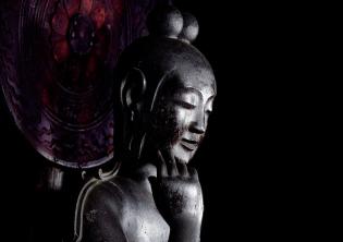 Statue di Buddha nella terra di Yamato-Foto: Pagina Facebook ufficiale dell'Istituto Giapponese di Cultura Statue di Buddha nella terra di Yamato-Foto: Pagina Facebook ufficiale dell'Istituto Giapponese di Cultura