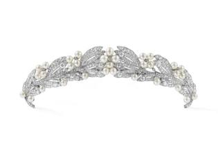 Tiara, Cartier Paris, special order, 1907. Platinum, round old-cut diamonds, natural pearls, millegrain setting Tiara, Cartier Paris, special order, 1907. Platinum, round old-cut diamonds, natural pearls, millegrain setting