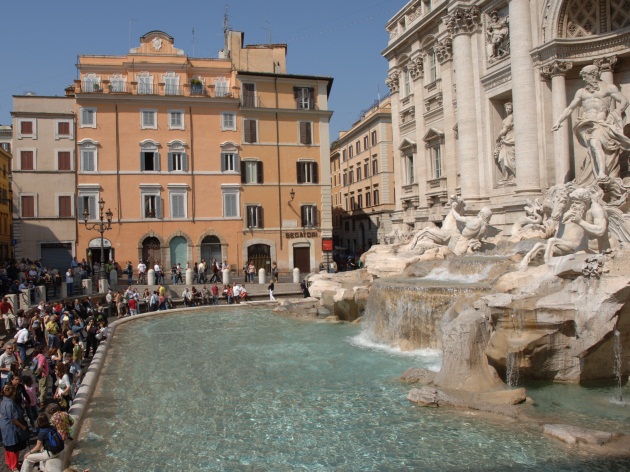 Fontana di Trevi Fontana di Trevi