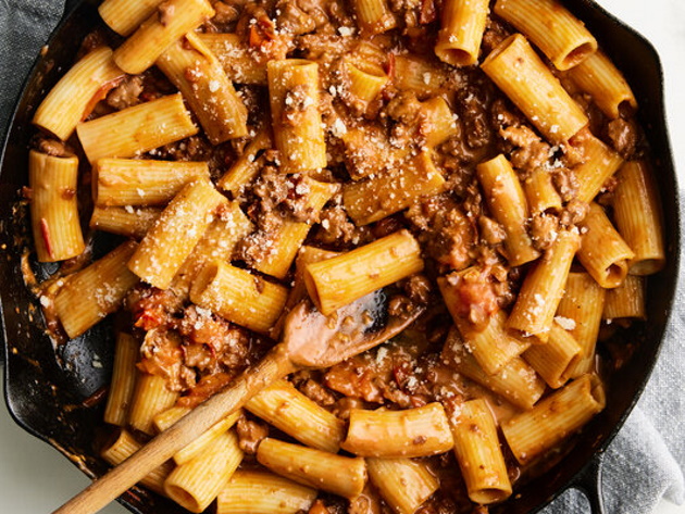 I rigatoni alla zozzona nella foto del New York Times I rigatoni alla zozzona nella foto del New York Times